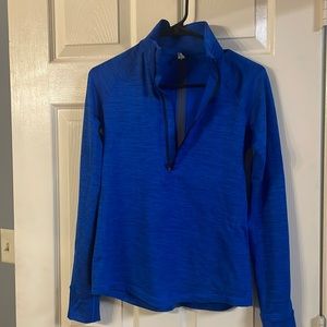 Under Armour size small cold gear pullover half zip